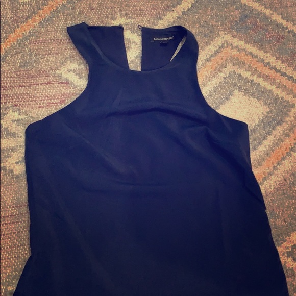 Banana Republic Silk - Picture 1 of 3